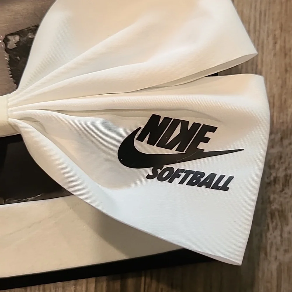 Nike new tags